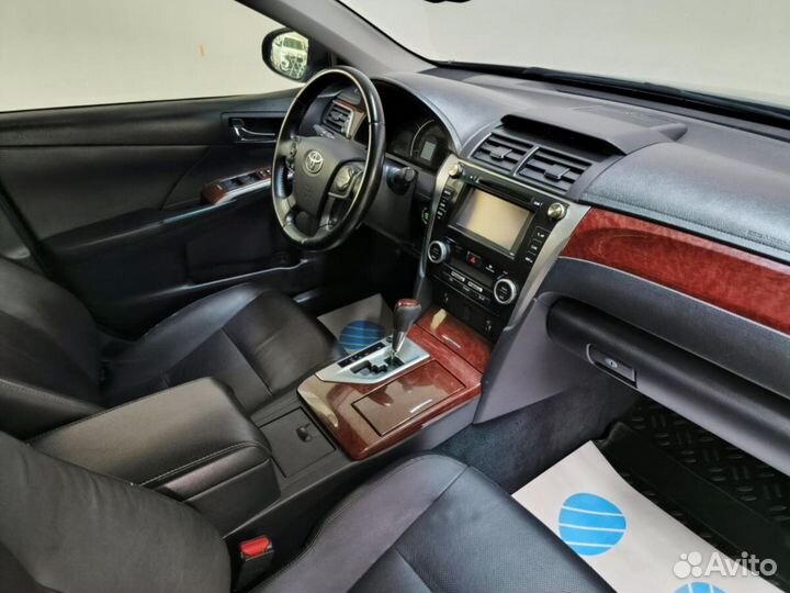 Toyota Camry 2.5 AT, 2012, 283 235 км