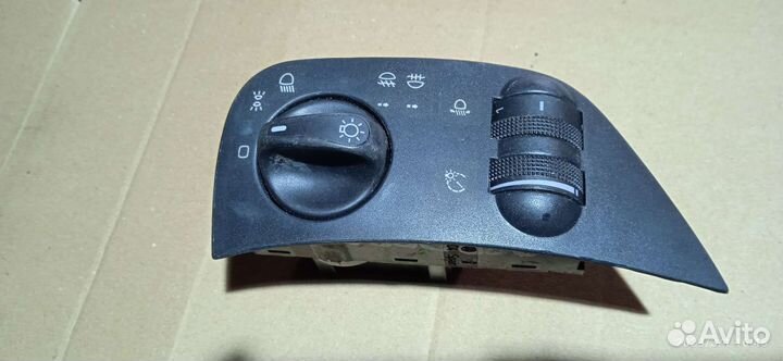 Переключатель света фар polo caddy 2 94-02гг