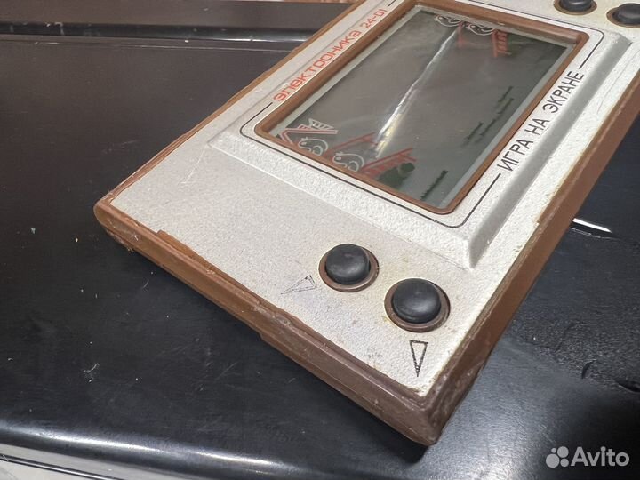 Игра Электроника на запчасти 24-01