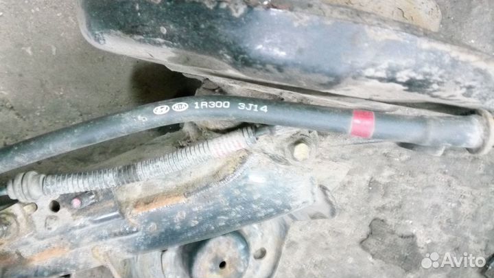 Балка задняя Hyundai solaris 1 седан.под диски