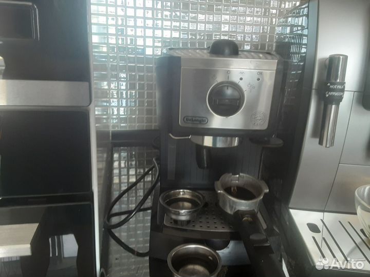 Кофеварка рожковая delonghi