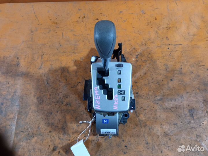 Ручка кпп Toyota Corolla fielder NZE144G