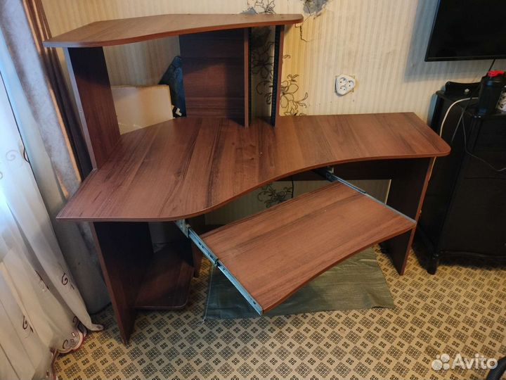 Компьютерный стол бу