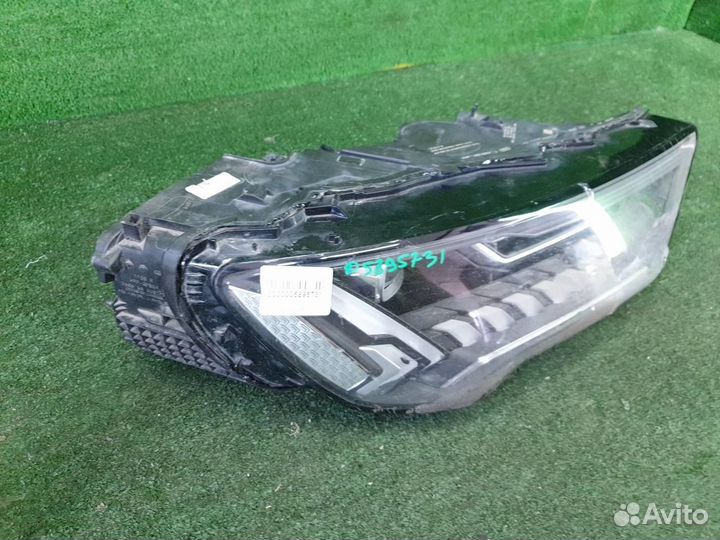 Фара правая Audi Q7/SQ7