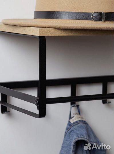 Полка-вешалка в прихожую