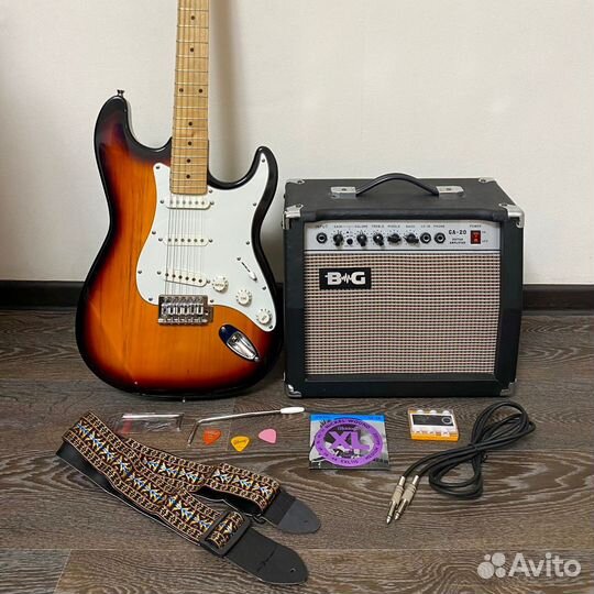 Электрогитара с комбиком + аксессуары