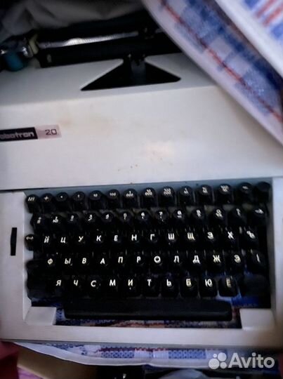 Пишущая машинка Robotron 20