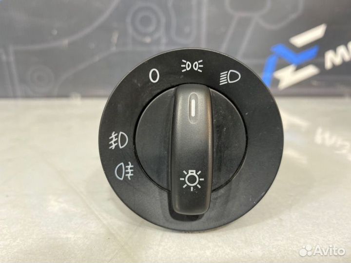 Переключатель света Volkswagen Passat Variant B6