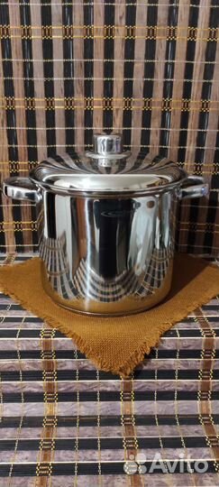 Кастрюля из нержавейки 9 л