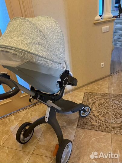 Коляска прогулка Stokke Xplory