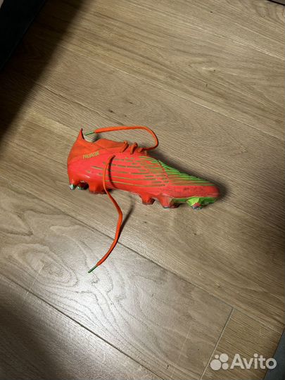 Бутсы adidas predator