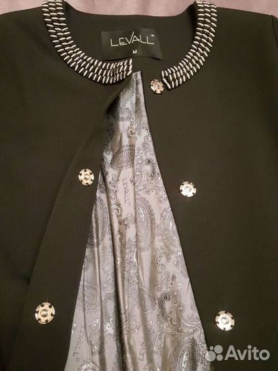 Плащ женский