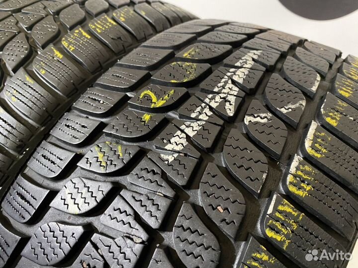 Bridgestone Blizzak LM-25 215/45 R17