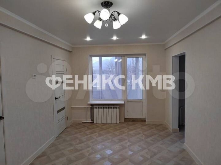 3-к. квартира, 49 м², 5/5 эт.