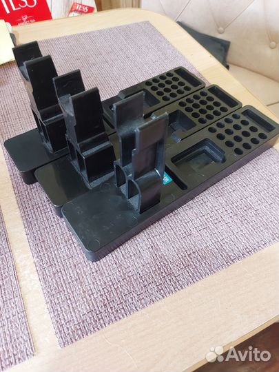 Подставки и чехлы дл пистолетов