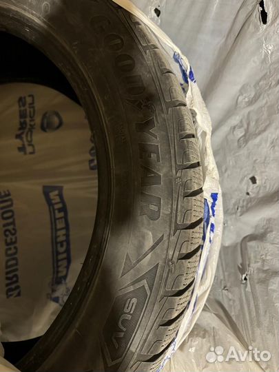 Goodyear UltraGrip Ice SUV 255/50 R20