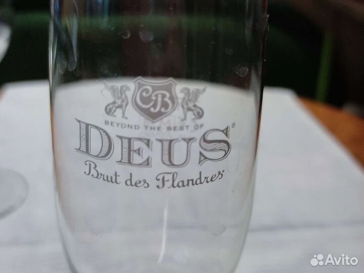 Бокалы для вина, шампанского