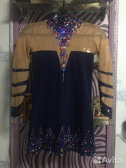 Плать для фигурного катания