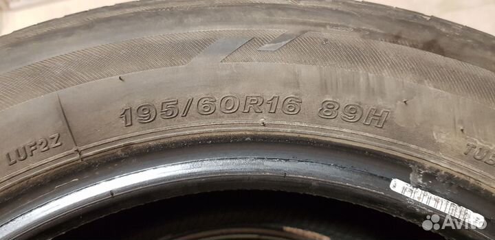 Bridgestone Luft RV II 195/60 R16 89H