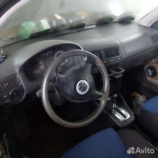 Торпедо Volkswagen Golf Mk4 (1997—2006)