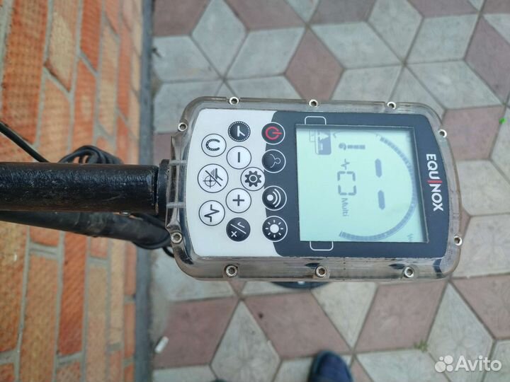 Металлоискатель minelab equinox 600