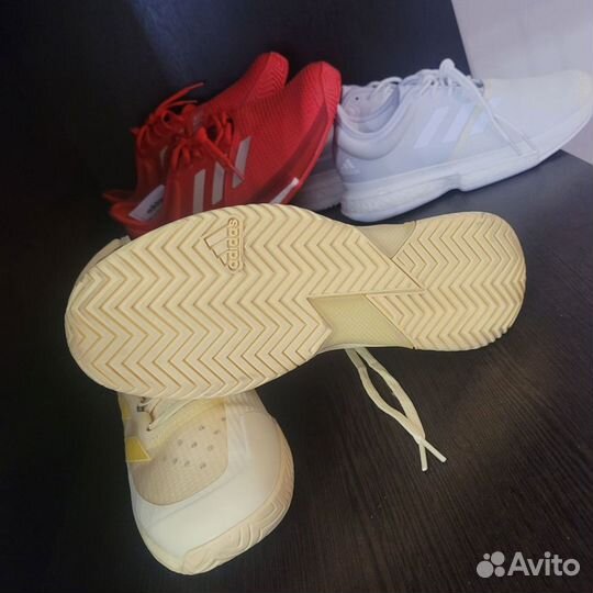 Теннисные кроссовки adidas