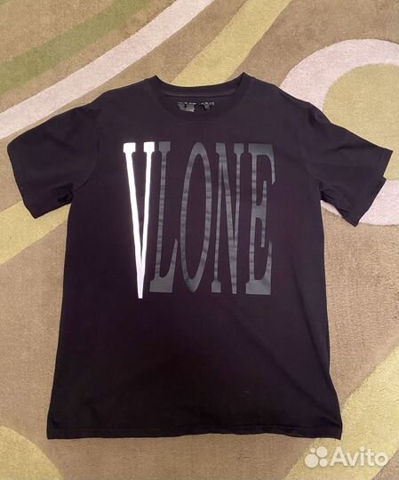 Футболка Vlone