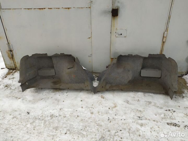 Обшивка багажника боковая Volvo S40 (1995-2004)