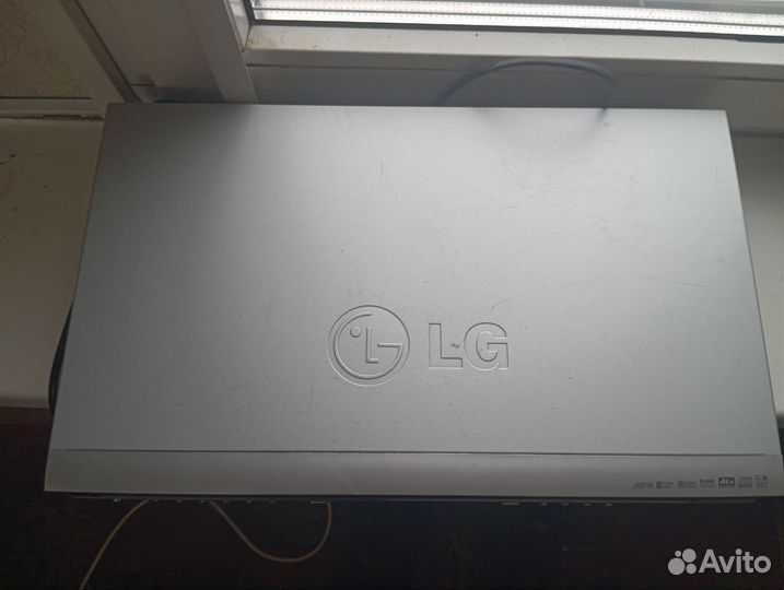 LG DC466B DVD и VHS