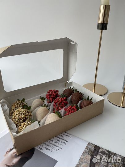 Клубника в шоколаде 12 штук