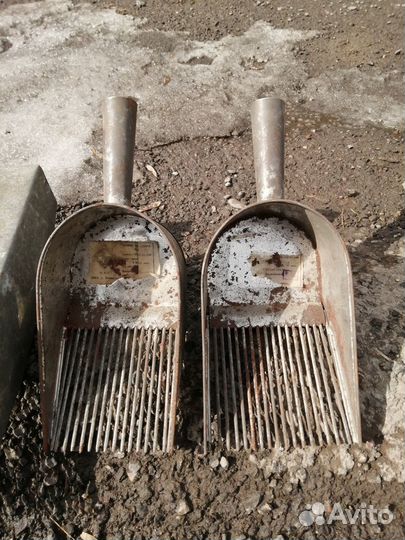 Совок для сбора ягод СССР