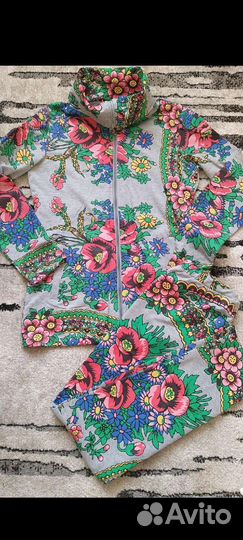 Спортивный костюм