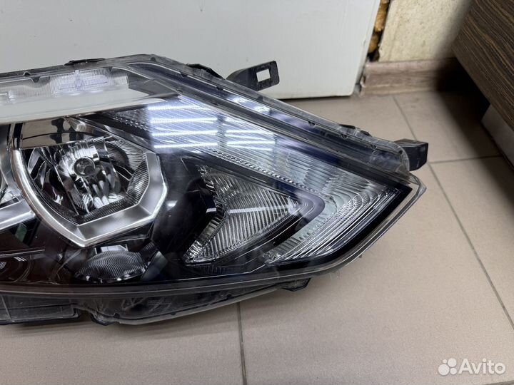 Фара правая Nissan Qashqai 2014-2022 260104еh0А