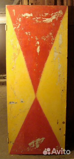 Петли, двери, дверные ручки