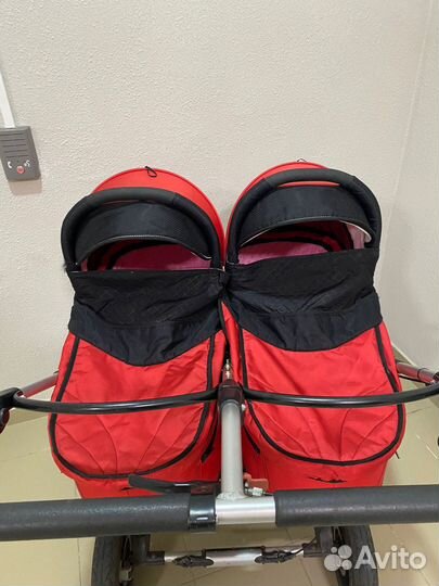 Коляска для двойни tfk twinner twist duo