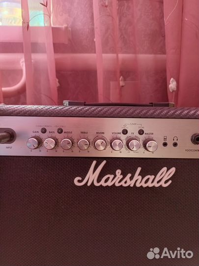 Гитарный комбоусилитель