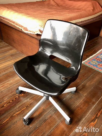 Компьютерное кресло