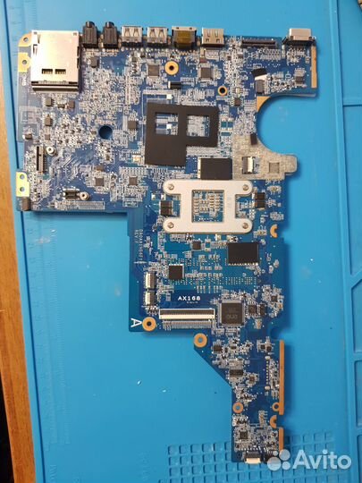 Материнская плата quanta AX1 UMA cpu i3-M350M