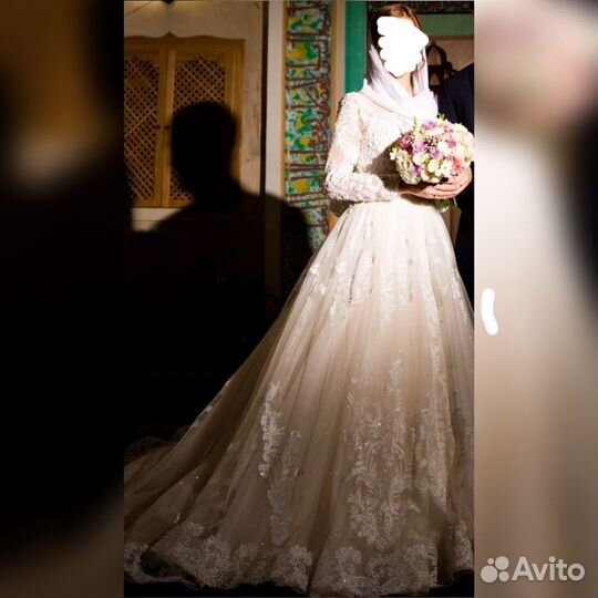 Свадебное платье