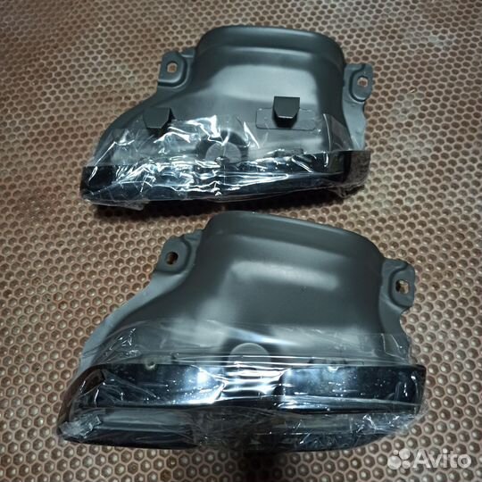 Насадки на выхлоп в стиле 63 AMG чёрные рест