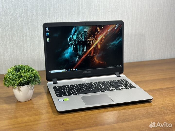 Игровой ноутбук Asus i3-7020/8gb/mx110/FullHD/IPs