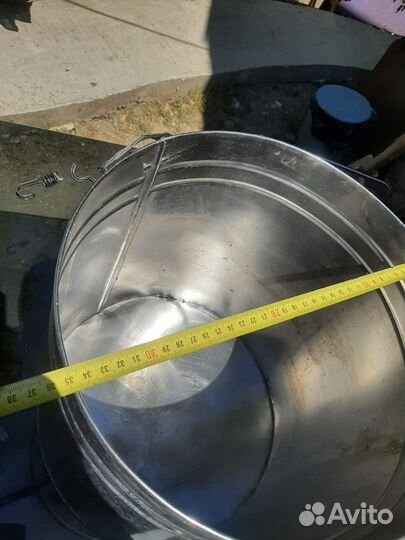 Большая кастрюля из нержавейки