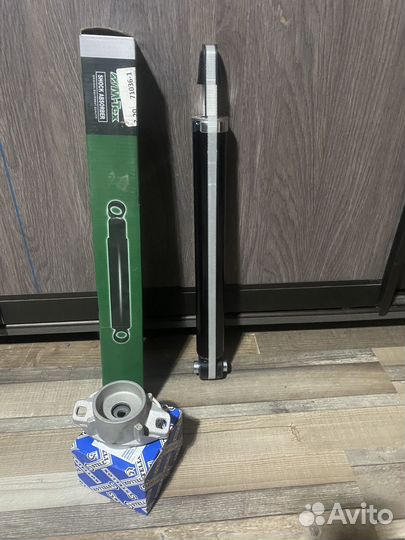 Задние стойки и опоры пежо 307