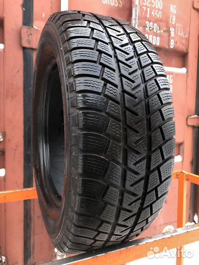 Michelin Latitude Alpin 235/60 R16