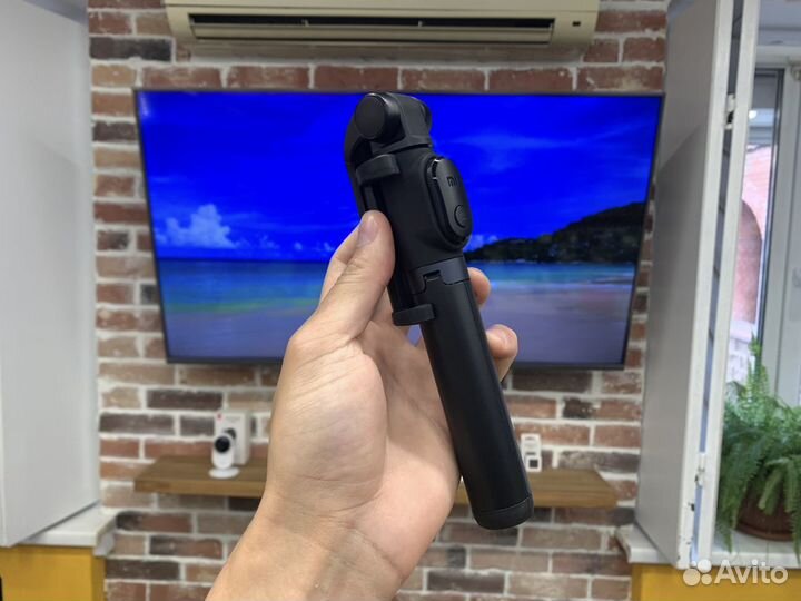 Монопод для селфи Xiaomi Mi Bluetooth Selfie Stick