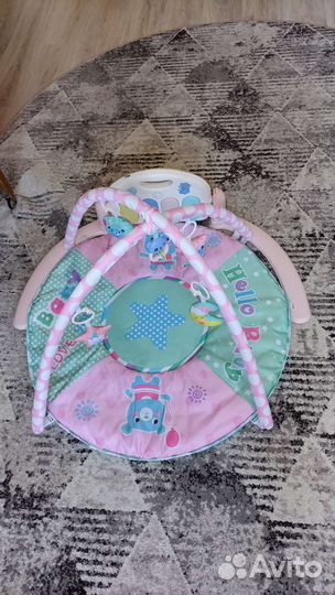 Развивающийся коврик с пианино