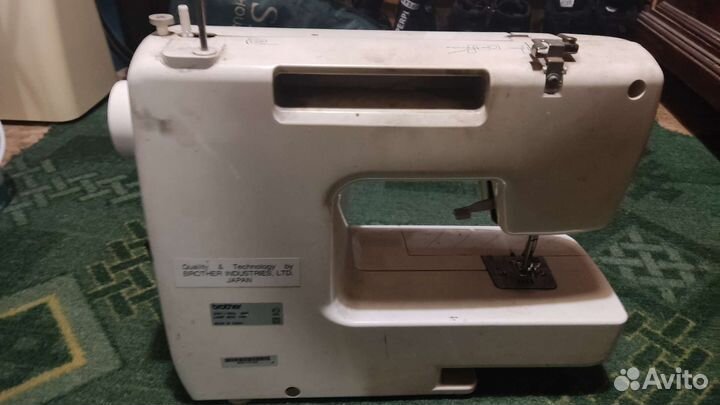 Швейная машина Brother