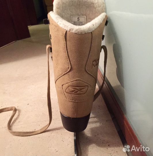 Женские коньки reebok утеплённые