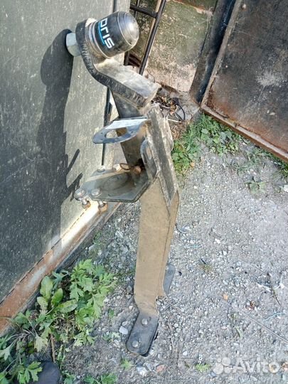 Фаркоп евроквадрат на УАЗ патриот