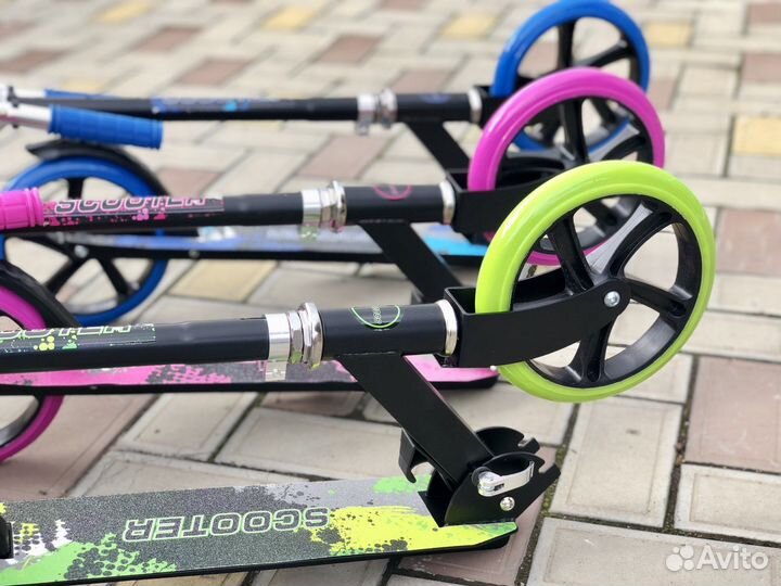Самокат детский двухколесный новый